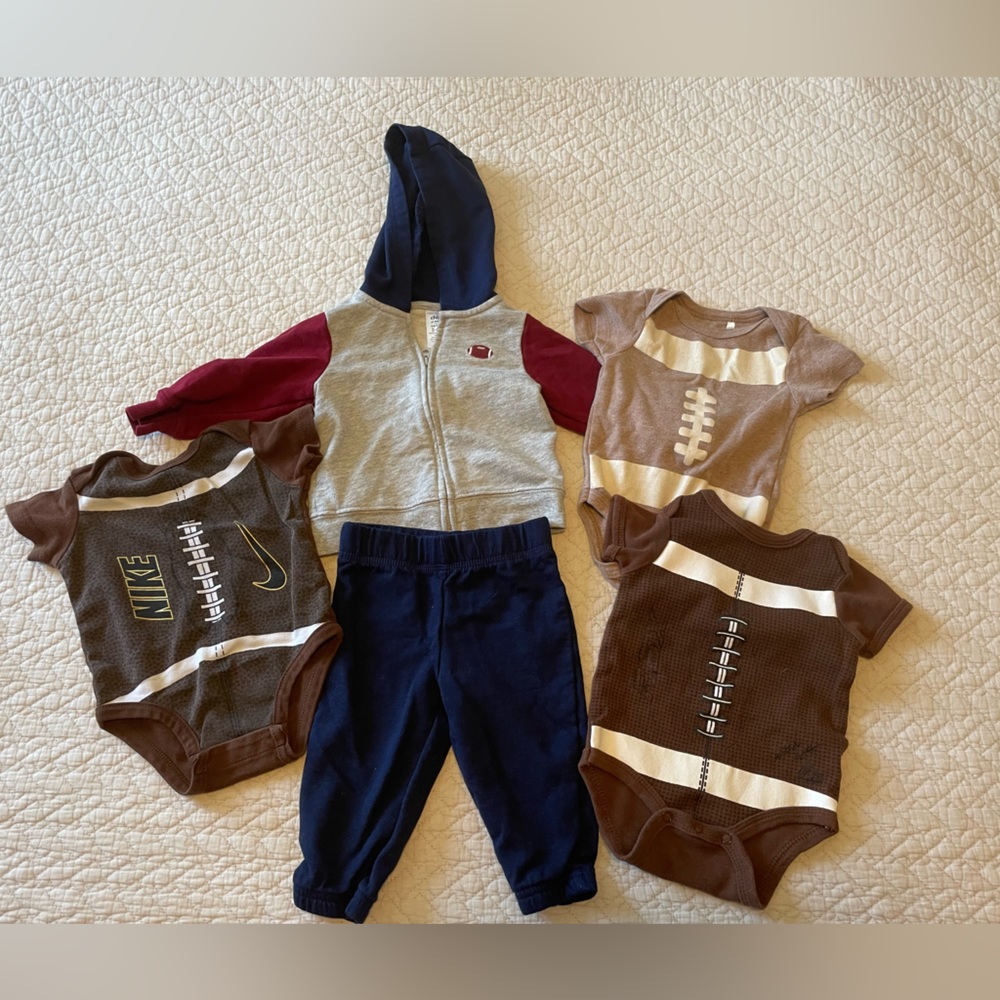 (5) Piece FOOTBALL Lot - 3-6 Months